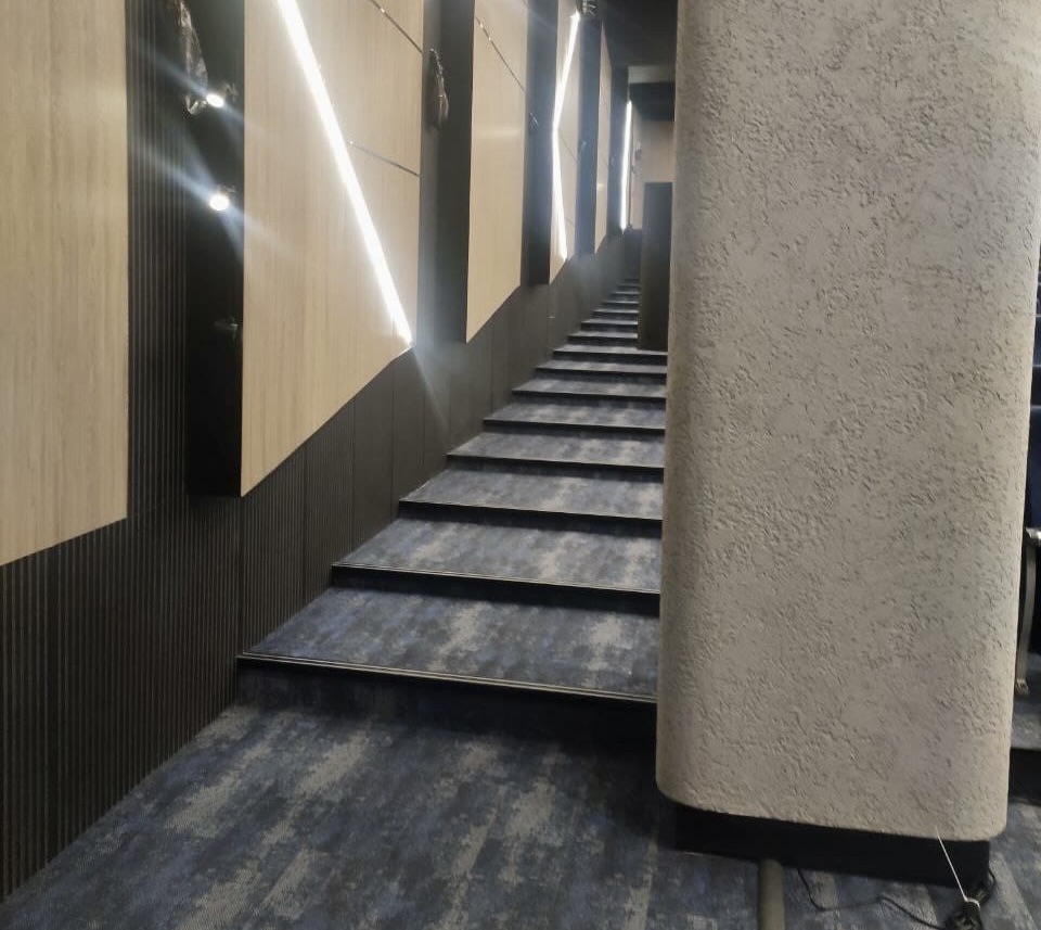 Ковровая плитка K&R Design в интерьере KIBERone